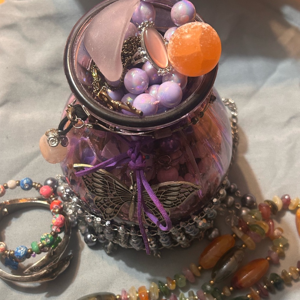 Mystery jewelry jar!!